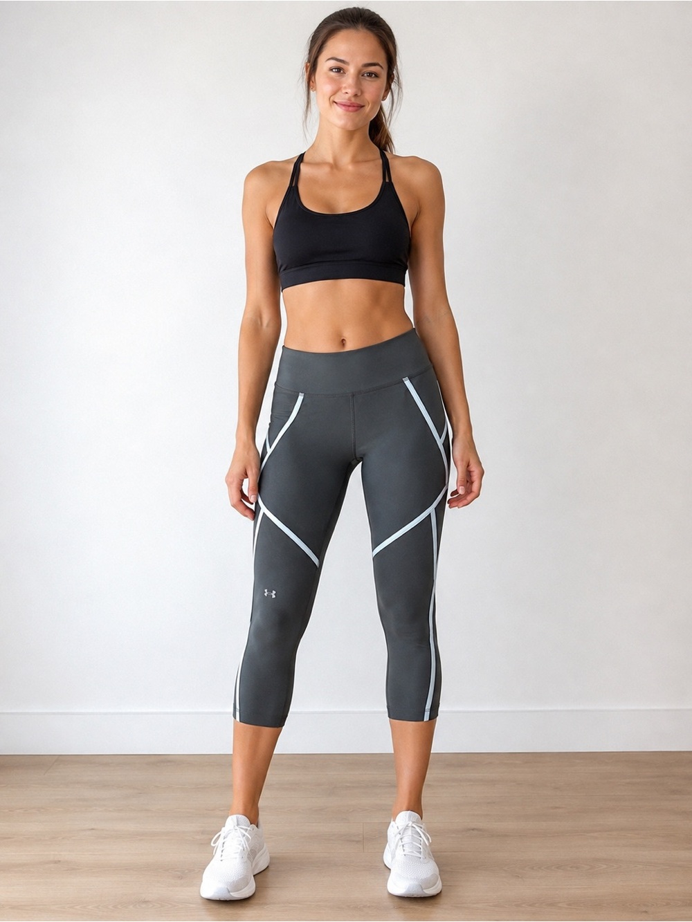 Under Armour Women’s Medium HeatGear Compression Capri Leggings Gray Blue